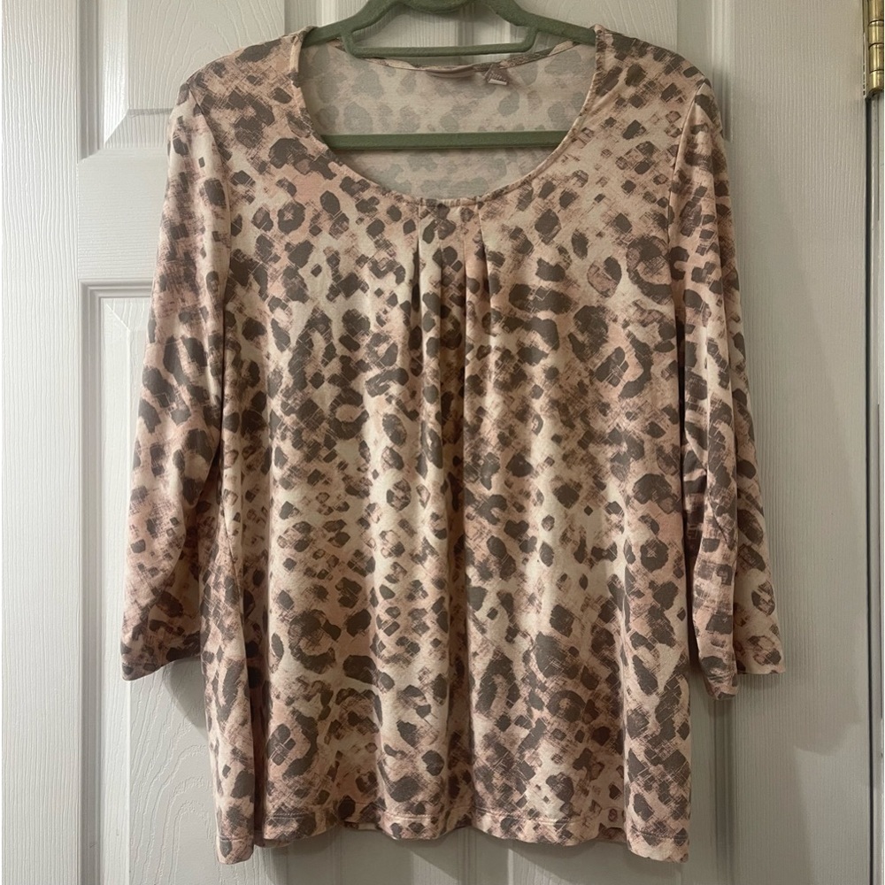 ❤️2/$15 or 3/$21❤️ Chico’s 3/4 Sleeve Top, Size 2 (Women’s 12)